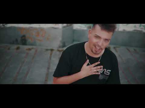 Rojito - UN MICRO Y UNA CAJA (Shot by Blacklight)