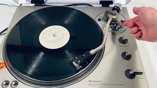 Video thumbnail for Technics SL-1300. by Japan Store