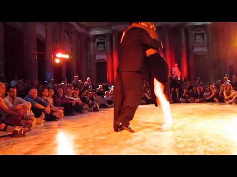  Carlos Espinoza  and  Noelia Hurtado Pitruzzella  are  dancing  to  the  milonga  "  Milonga Del 83  "  by  Juan D'Arienzo  at  Genova Festival Bravo  in  2019