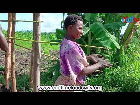 mradi wa kujengea mama mjane nyumba ya kujisitiri kwa sababu anaishi kwa kibanda tu, mvua ikinyesha anahamia kwa majirani.