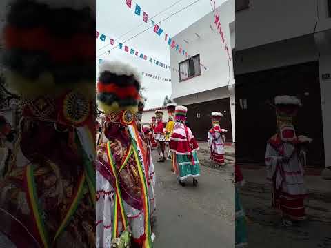 La vestimenta de Chuncho tiene muchos detalles y símbolos