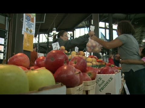 Fixing Detroit's food crisis