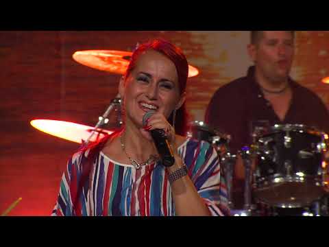 Desperado - Akarom őt ( Zenés Randevú 2015 )