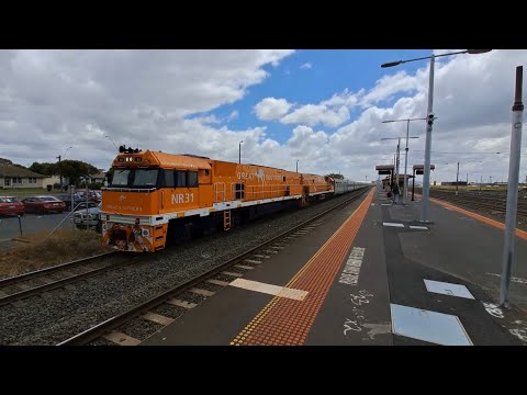 Great Southern NR31, NR30 2TA8 Great Southern Passing North Shore Station