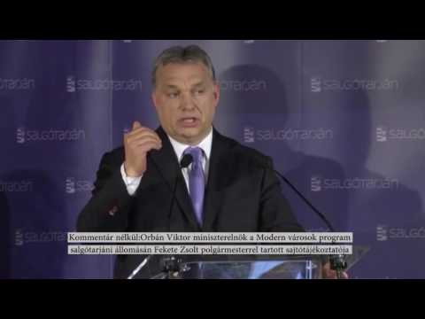 Orbán Viktor salgótarjáni állomásán, Fekete Zsolt polgármesterrel tartott sajtótájékoztatója