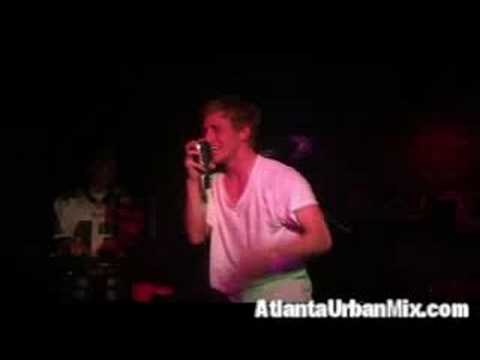 Asher Roth - Don't Touch Me - Throw Da Water On 'Em (Live)