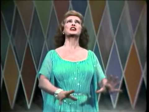 Bette Davis' (Better) Singing Voice -- Baby Jane