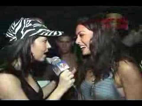 Juliana Paes dançando "A gata da favela - Mc Fagner"