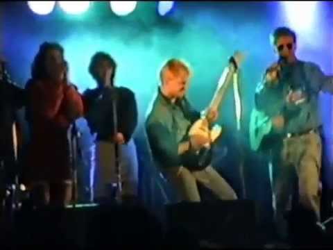Lars Eric Frendberg - Elvis medley (Live Drottningtorget, Trollhättan 1991