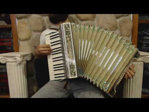 3350 - Celtic Green Hohner Verdi I Piano Accordion MM 34 48 $799