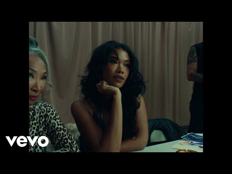 Amber Mark - Let Me Love You