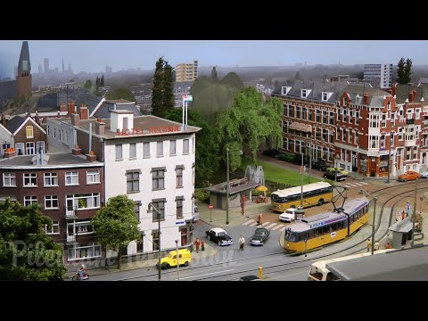 Estação Ferroviária Central de Rotterdam - Layout de ferrovia modelo com bondes e trens em escala HO