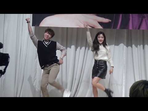 190224 효민 팬싸인회 입꼬리 직캠 (feat. 매니저님)
