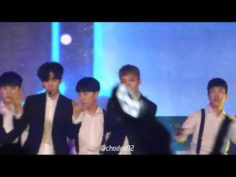 171001 KMF EXO-CBX 'THE ONE' (CHEN FOCUS)