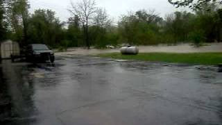 preview picture of video 'Flooding Near the Golden Dragon in Ozark, MO April 25, 2011'