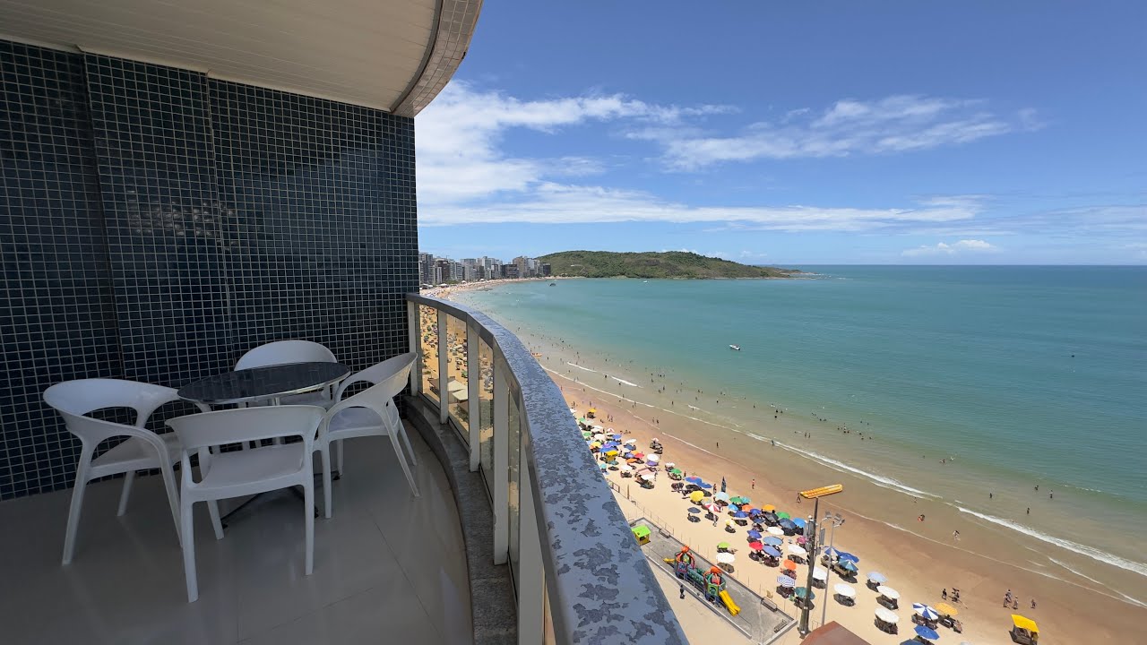 Apartamento na Praia do Morro de frente para o mar com 3 quartos