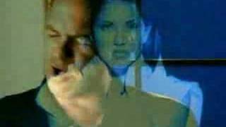 Bertin Osborne canta "Procuro Olvidarte" con Barbara Mori