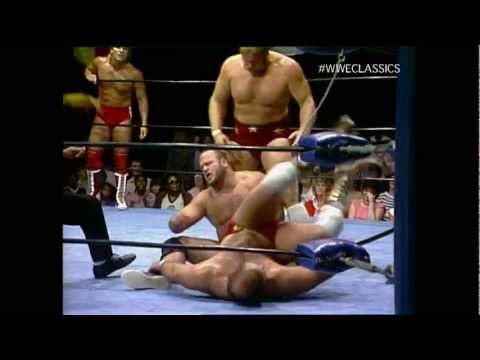 WWE Classics - Dog Days