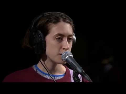 Frankie Cosmos - Sinister (Live on KEXP)