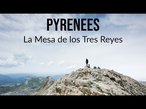 Pyrenees - hiking alone to a mountain summit - La Mesa de los Tres Reyes - no talking ASMR hiking