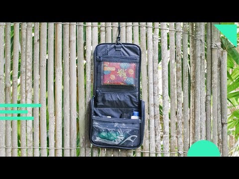 Muji Hanging Travel Case Review | Organized Travel Toiletry Bag & Dopp Kit | Mesh, Nylon, Polyester Video