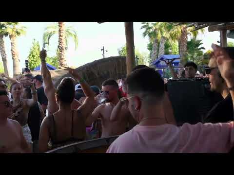 Disaia playing Bésame (Moreira Beach Club / Oasiz) Madrid 🇪🇸