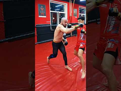 Прием, встречная атака. #mma #файтинг #boxing #киноактеры #muaythai