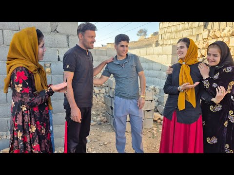 A group of friends to trap the enemy👽