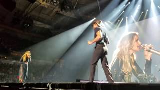 &quot;I KNEW YOU WERE WAITING&quot; Tim McGraw &amp; Faith Hill Show Opening Soul2Soul Tour 2017