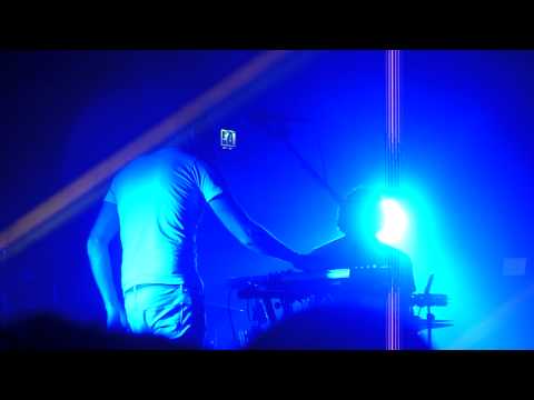 Caribou - Jamelia [Live at Ziggo Dome, Amsterdam - 14-10-2012]