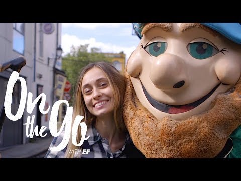 瑪麗亞訪問在都柏林的Temple Bar區 - 在旅途中與EF＃75的。 (Maria visits the Temple Bar Area in Dublin - On the go with EF #75)