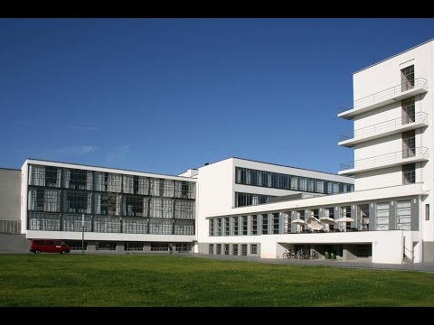 Bauhaus : A History Of Modern Architecture