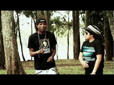 ELLA BUSCA • I-NESTA & MUOSES • BLACKLION (HD VIDEO OFICIAL)