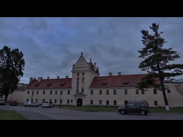 Фото Обрізка, накладка відео, накладка переходів, переклад і накладка субтитрів, звуку диктора з диктофона, базова корекція кольору.