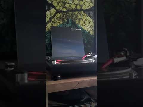 Kaidi Tatham-"Galaxy"