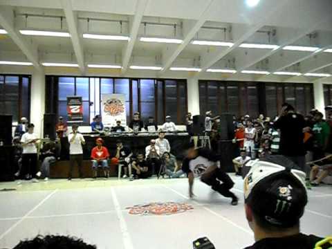 MASTER CREWS 2011 - 8º FINAL - MIXA -- FUNK FOCKERS vs KBÇA -- FAMILY FLAVA