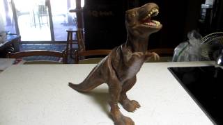 Tyrannosaurus Rex REALISTIC life like R/C radio controlled moves walks roars