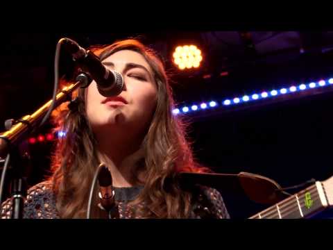 Heather Maloney - "Dirt and Stardust" (eTown webisode #692)