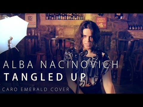 Alba Nacinovich - Tangled Up (LIVE LOOPING cover)