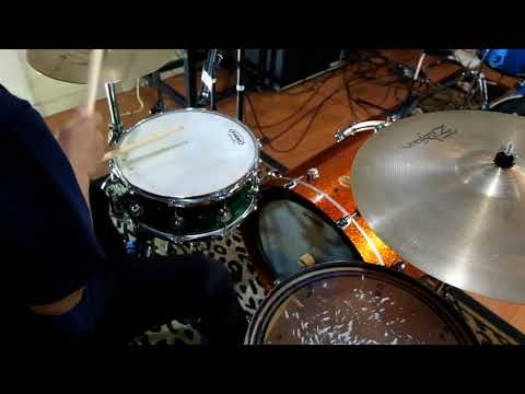 Heartbeat Drumsticks 2B Round Tip