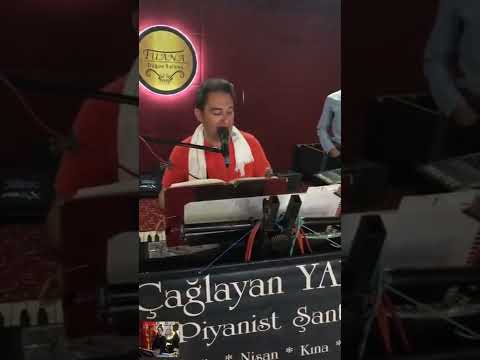 Bahçe duvarından aştım - Bana bana kar yolla - Piyanist Şantör Çağlayan YAMAÇ (0 543 361 93 06 )