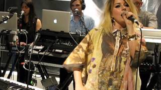 LITTLE BOOTS Shake DIESEL NYC May 6 2013