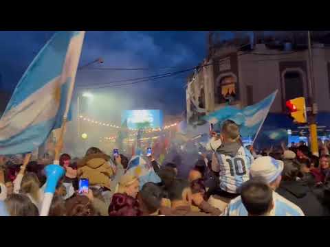 San Pedro explotó de alegría tras la histórica victoria de Argentina sobre Inglaterra