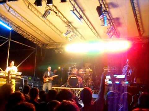 ROOTS IN THE SKY live reggaexplosion 2011