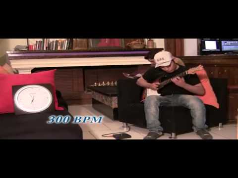 worlds fastest guitar player 2013 4000 BPM