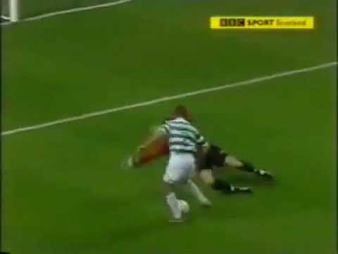 Henrik Larsson (Celtic) - 08/11/2003 - Celtic 5x0 Dunfermline - 1 gol