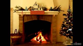 Brenda Lee - Rockin' Around The Christmas Tree (Fireplace)