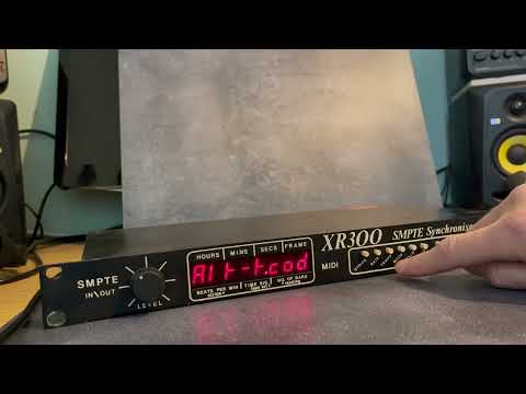 XRI Systems XR 300 SMPTE code generator/reader with MIDI image 3
