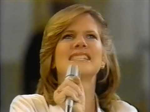 You Light Up My Life   Debbie Boone 1977 HQ