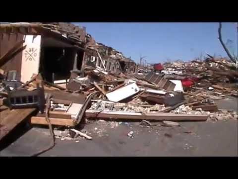Tornado, Tuscaloosa's Aftermath (Alberta Area)  04-29-2011, part 1.wmv